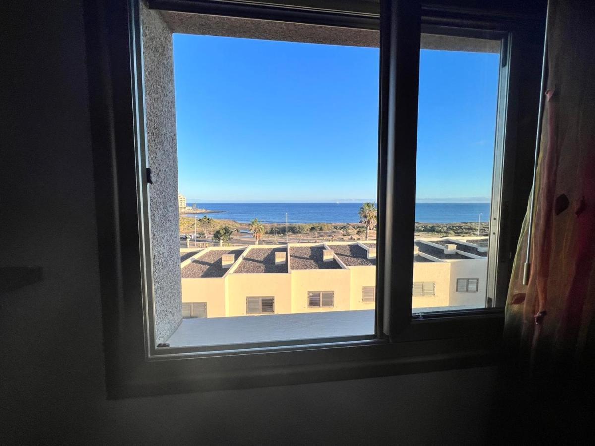 Апартаменты Seafront Medano Marina View Эль-Медано Экстерьер фото